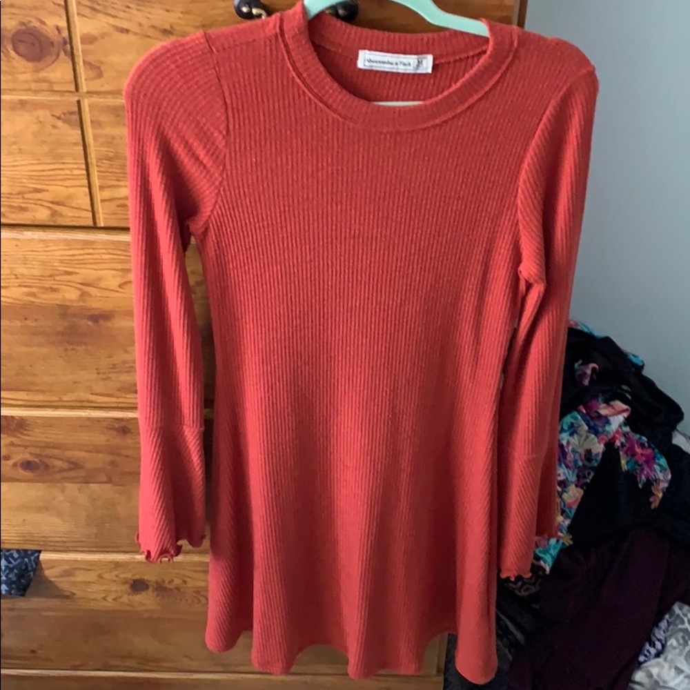 Bell sleeve dress
